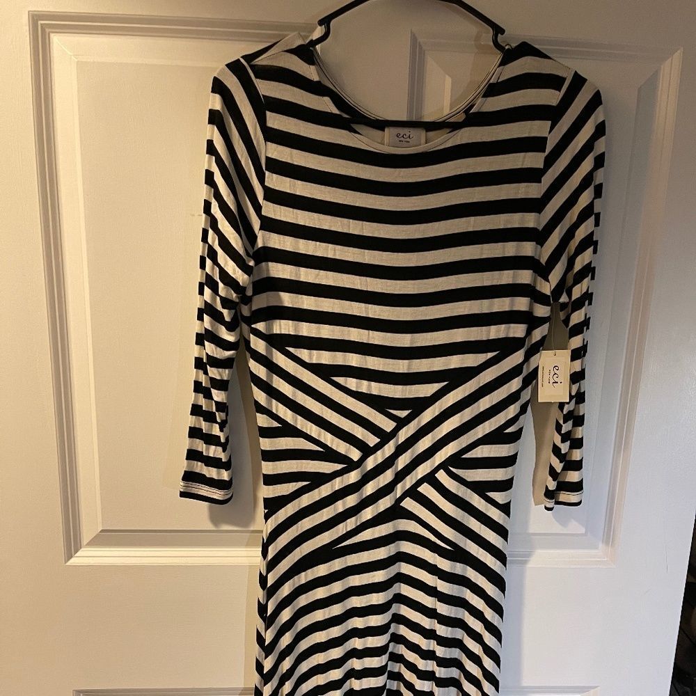 ECI Women Career Formal 3/4 Sleeve Fit & Flare Dress Size Small Black / White